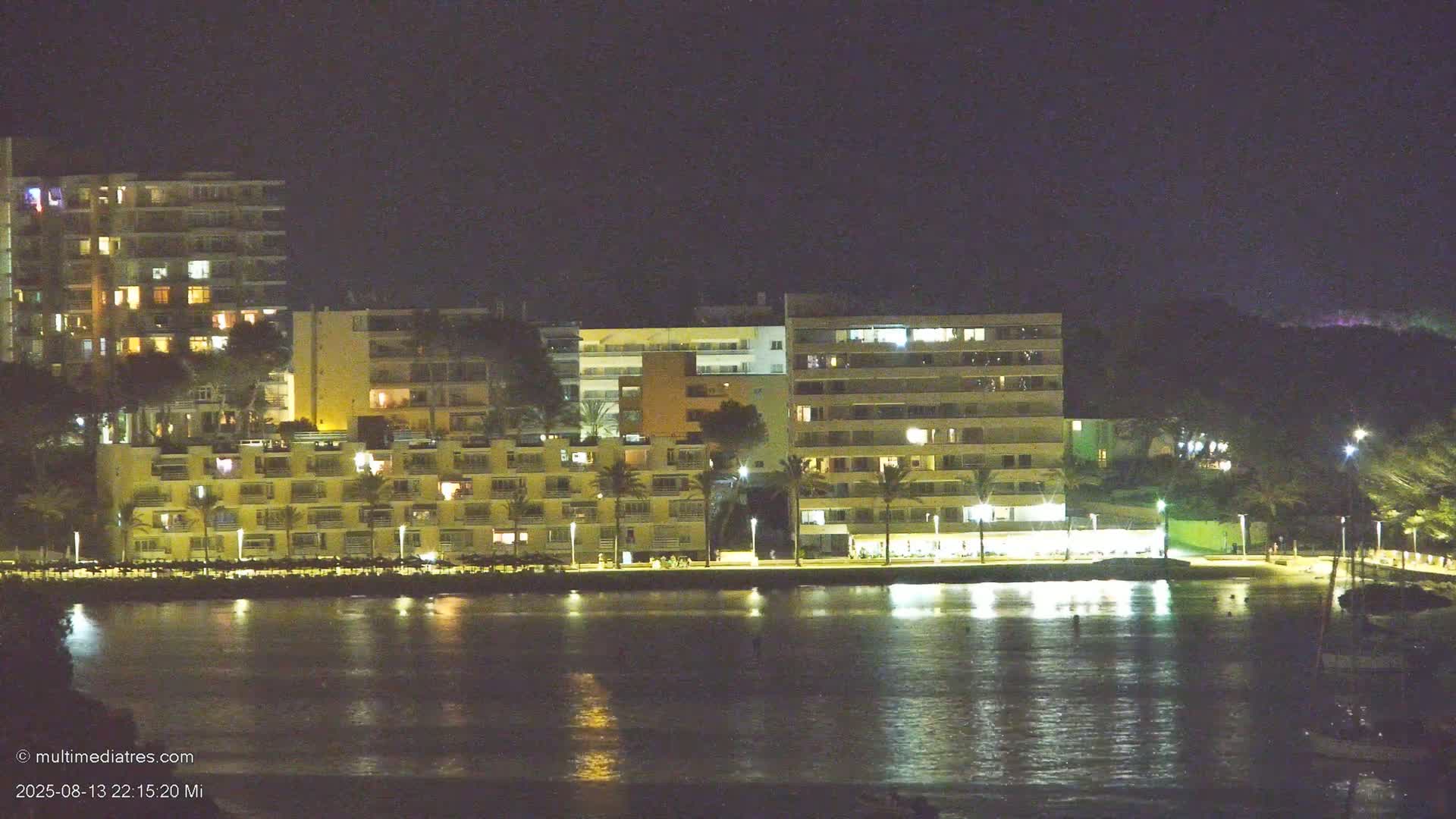 Paguera, Cala Fornells PTZ Live Cam - Mallorca, Balearic Islands, Spain