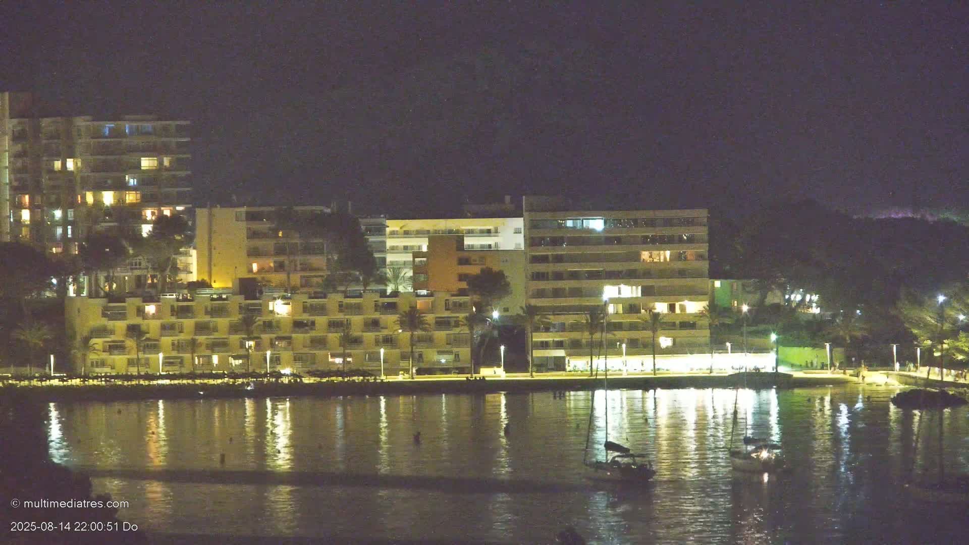 Paguera, Cala Fornells PTZ Live Cam - Mallorca, Balearic Islands, Spain
