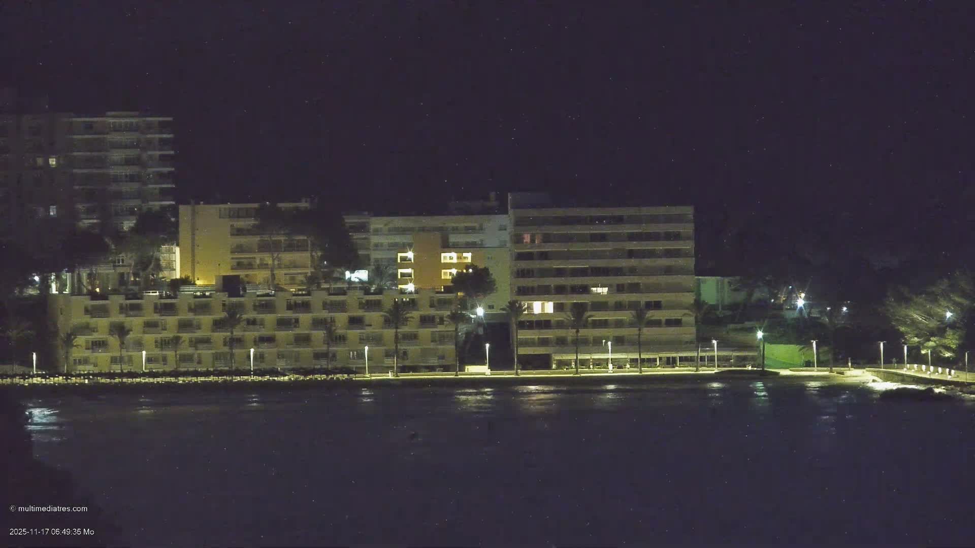 Paguera, Cala Fornells PTZ Live Cam - Mallorca, Balearic Islands, Spain