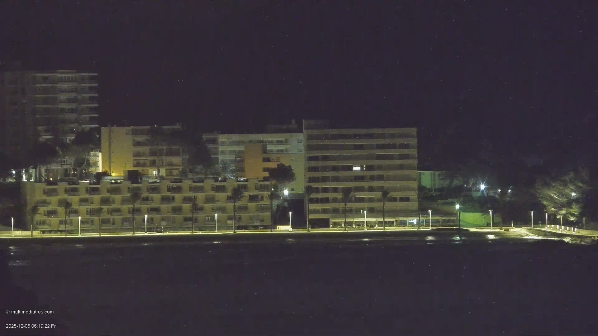 Paguera, Cala Fornells PTZ Live Cam - Mallorca, Balearic Islands, Spain