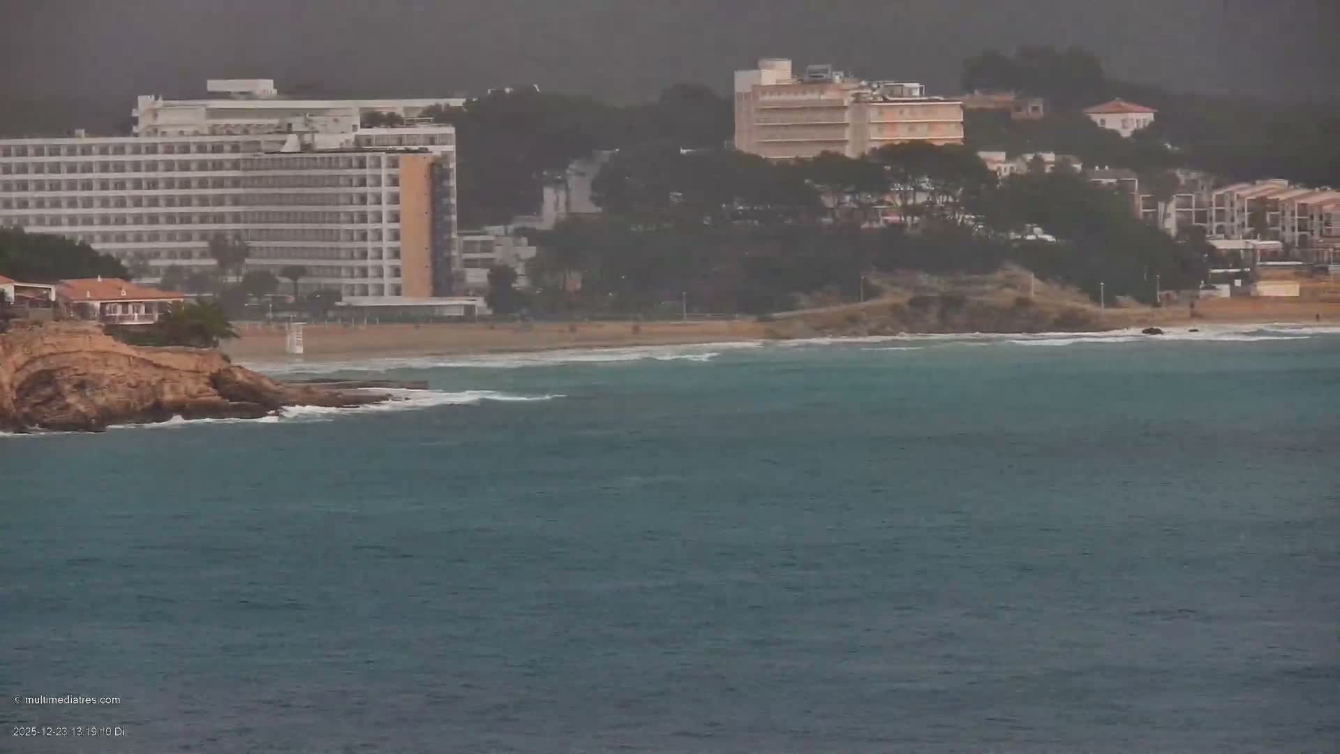 Paguera, Cala Fornells PTZ Live Cam - Mallorca, Balearic Islands, Spain