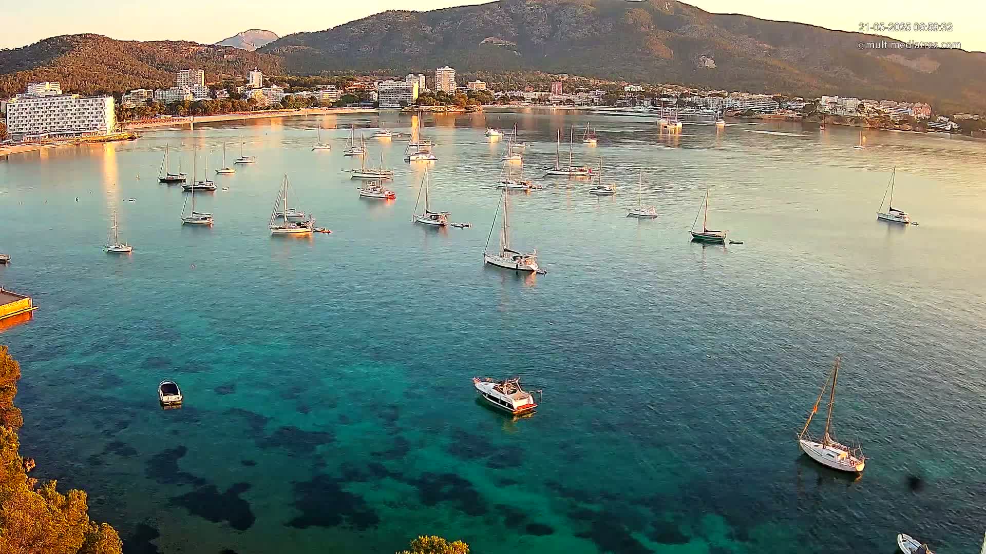 Mallorca, Magaluf - Palmanova Son Maties Beach Live Cam - Balearic Islands, Spain