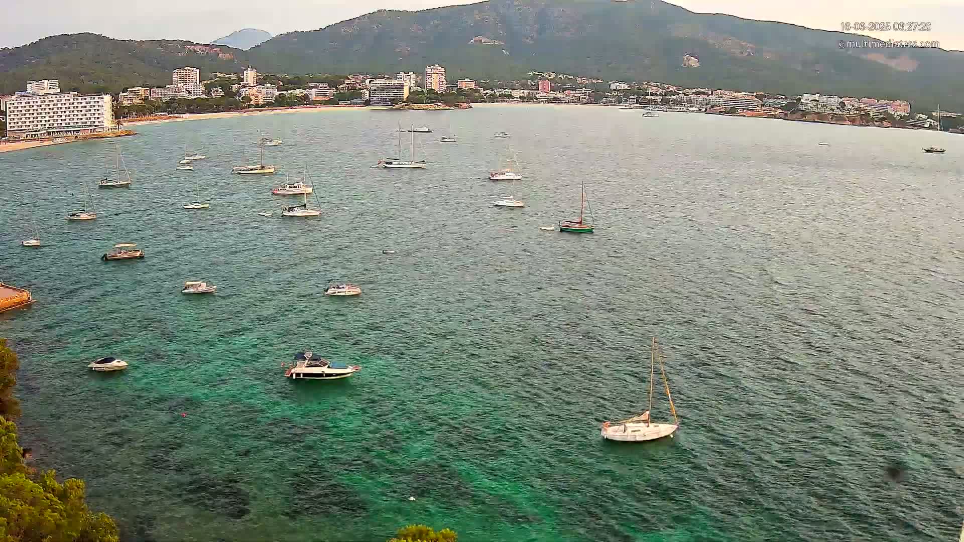 Mallorca, Magaluf - Palmanova Son Maties Beach Live Cam - Balearic Islands, Spain
