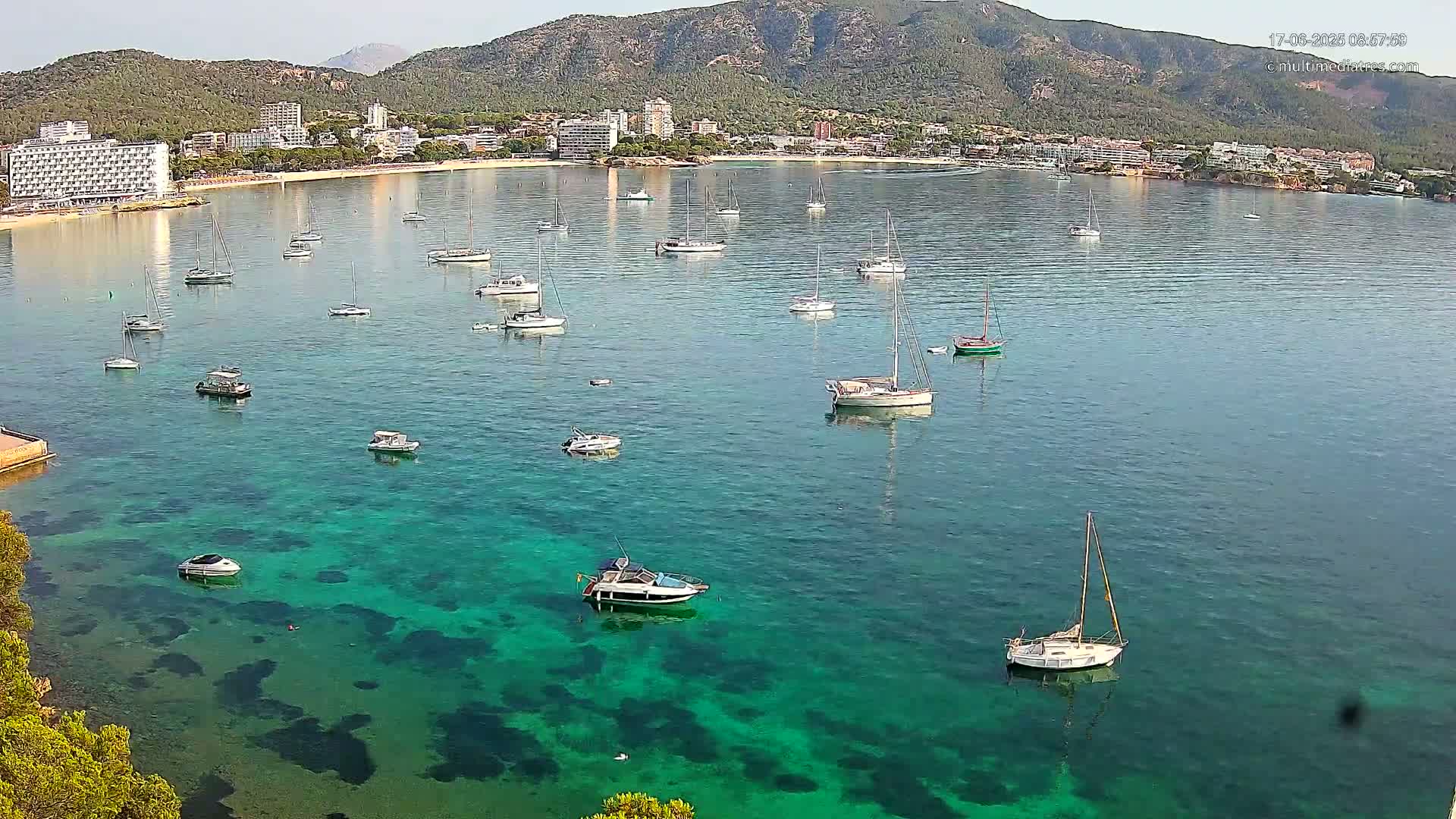 Mallorca, Magaluf - Palmanova Son Maties Beach Live Cam - Balearic Islands, Spain