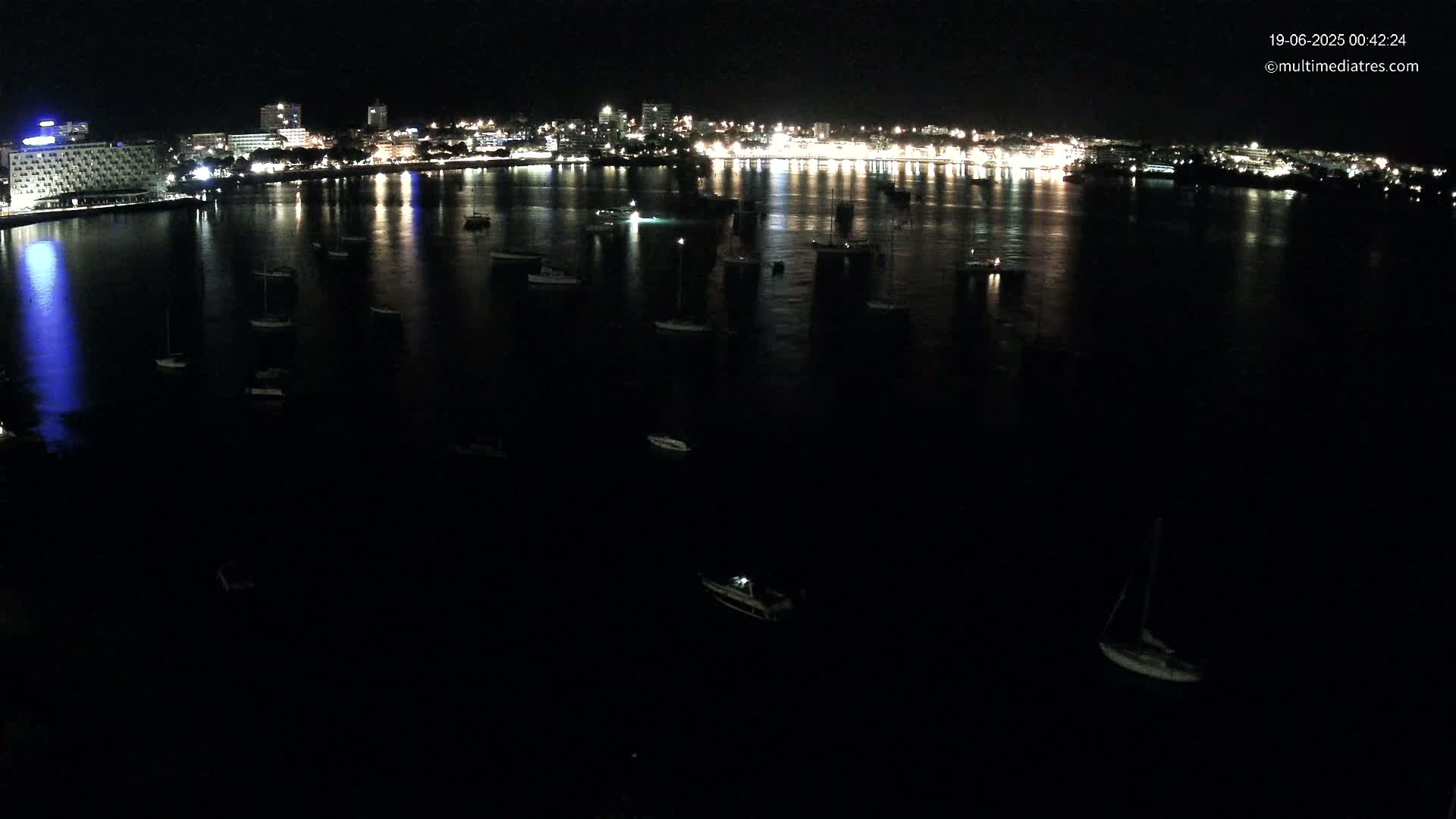 Mallorca, Magaluf - Palmanova Son Maties Beach Live Cam - Balearic Islands, Spain