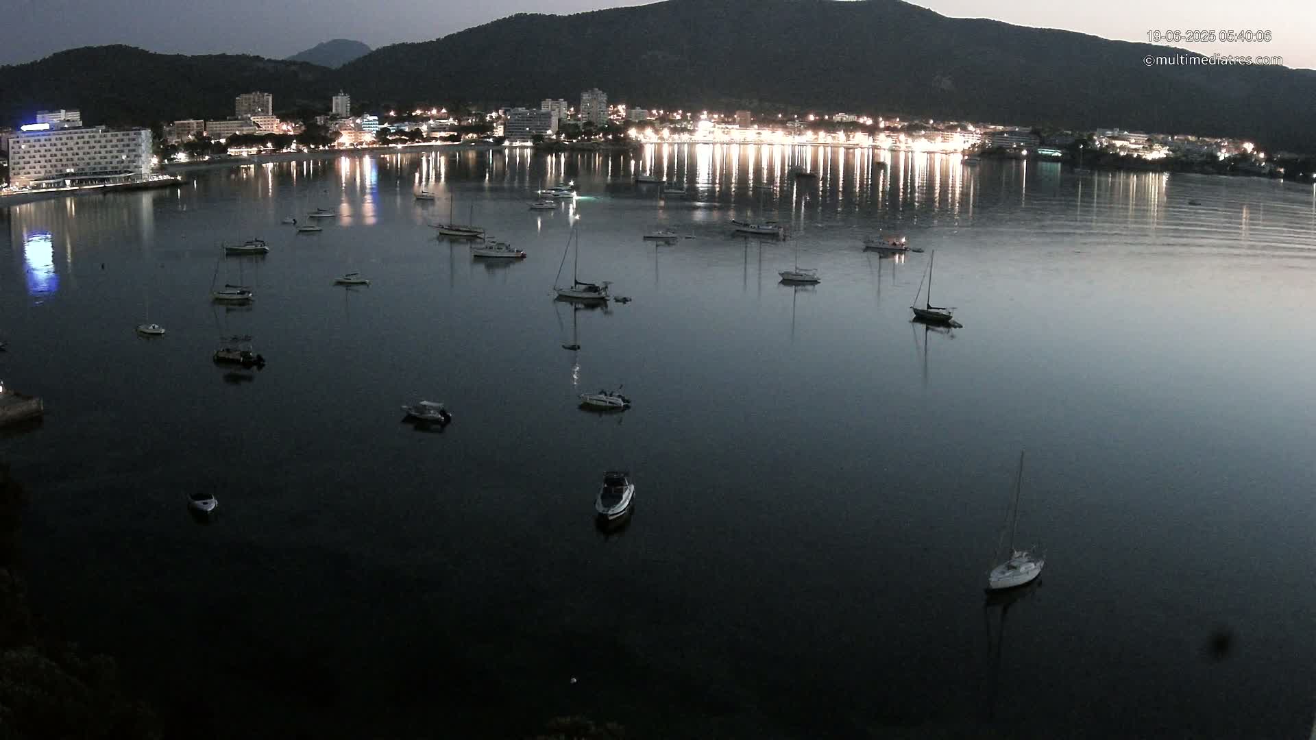 Mallorca, Magaluf - Palmanova Son Maties Beach Live Cam - Balearic Islands, Spain