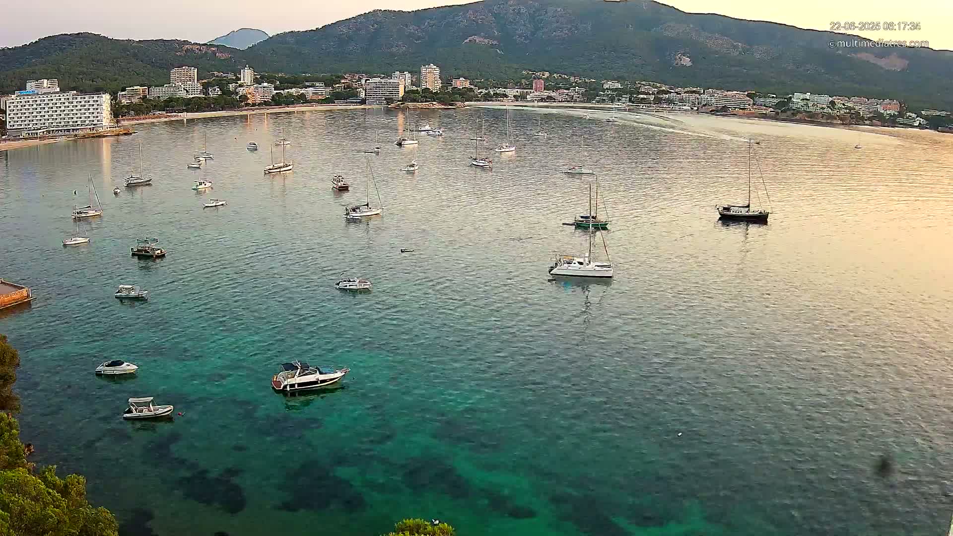 Mallorca, Magaluf - Palmanova Son Maties Beach Live Cam - Balearic Islands, Spain