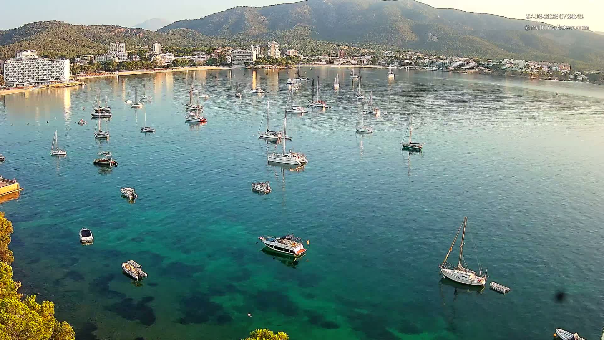 Mallorca, Magaluf - Palmanova Son Maties Beach Live Cam - Balearic Islands, Spain