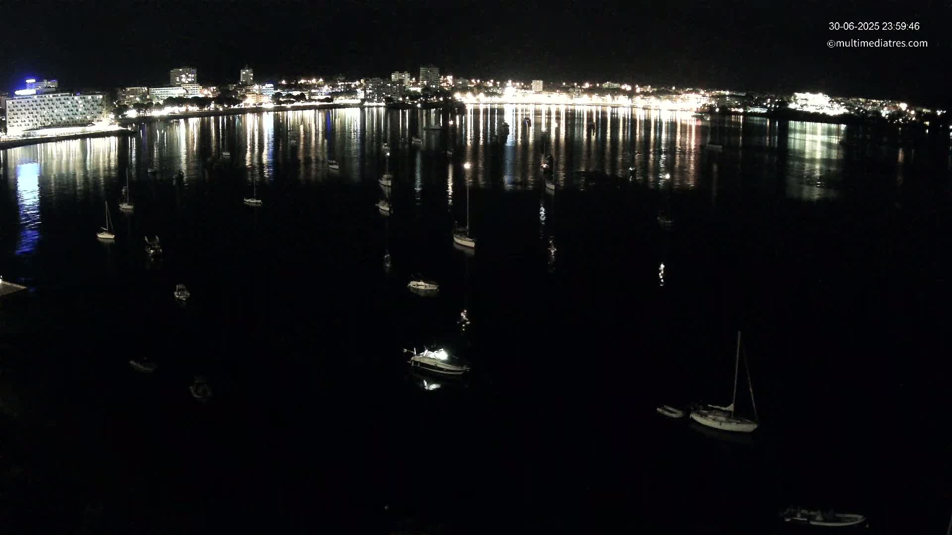 Mallorca, Magaluf - Palmanova Son Maties Beach Live Cam - Balearic Islands, Spain