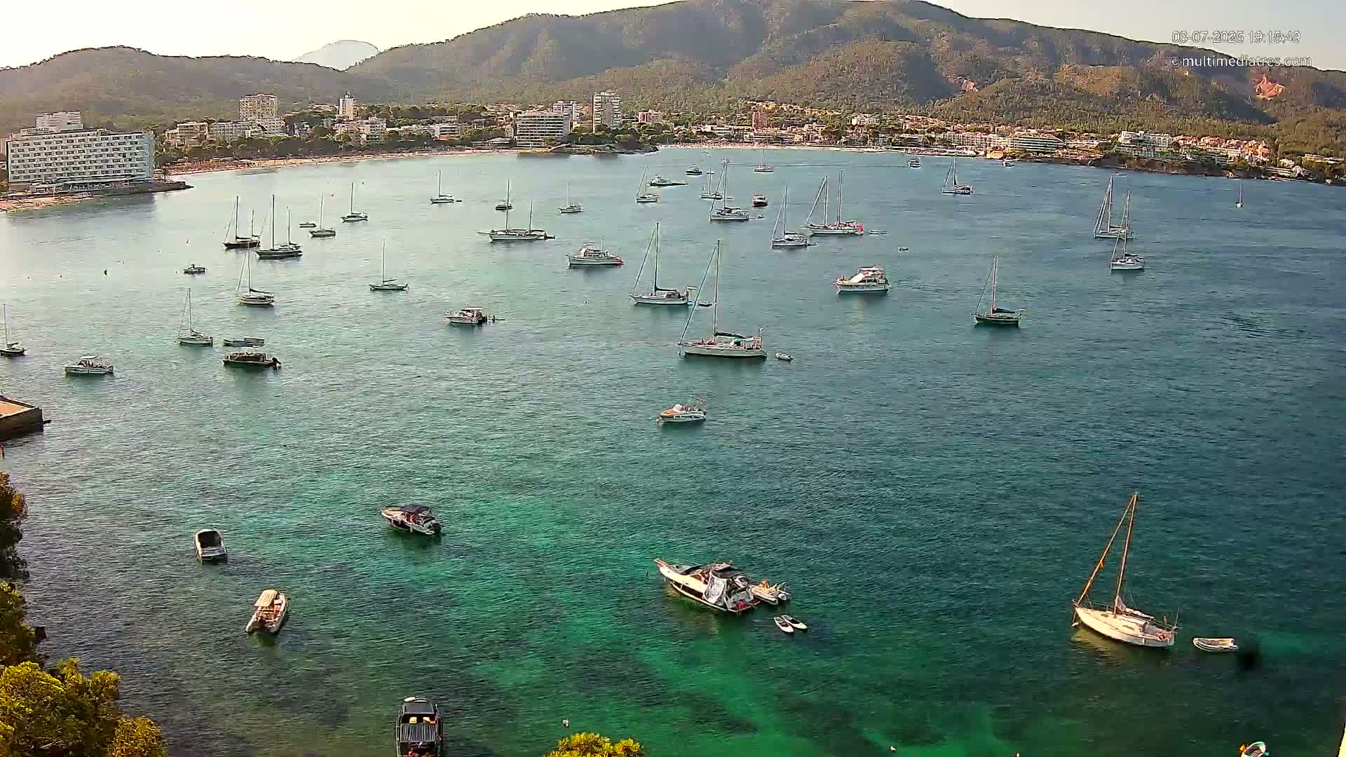 Mallorca, Magaluf - Palmanova Son Maties Beach Live Cam - Balearic Islands, Spain
