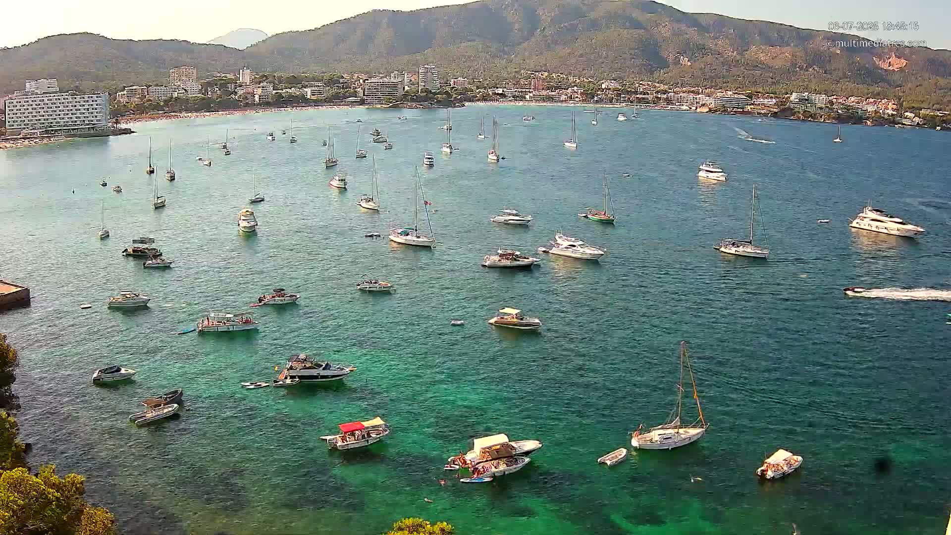 Mallorca, Magaluf - Palmanova Son Maties Beach Live Cam - Balearic Islands, Spain