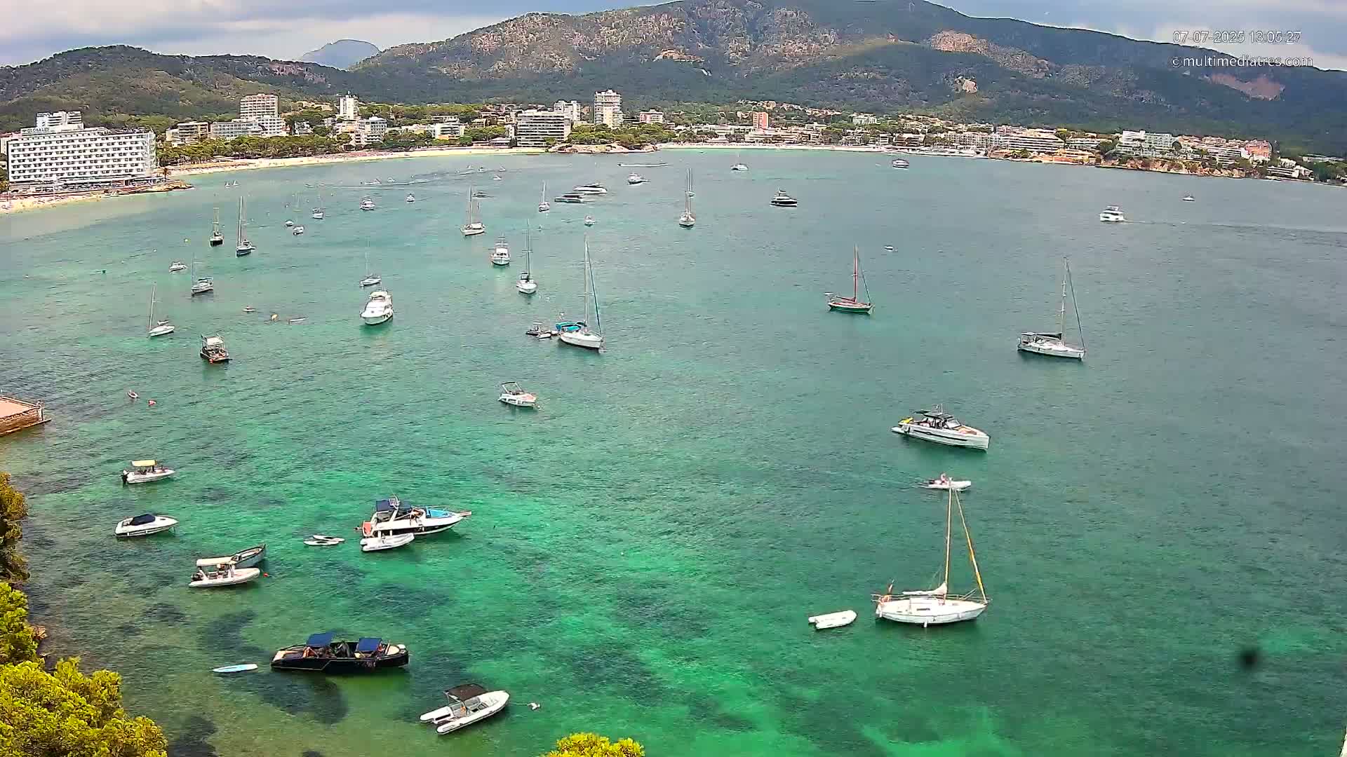 Mallorca, Magaluf - Palmanova Son Maties Beach Live Cam - Balearic Islands, Spain