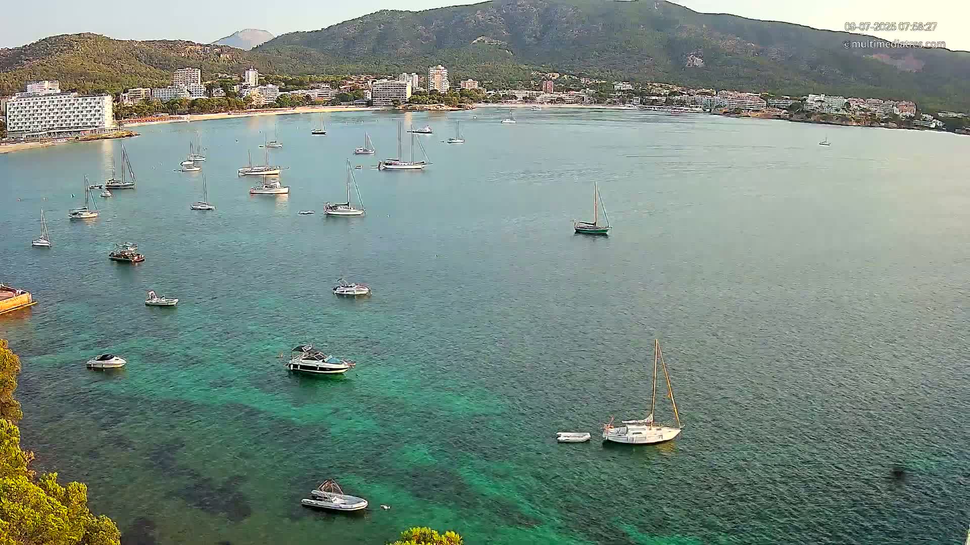 Mallorca, Magaluf - Palmanova Son Maties Beach Live Cam - Balearic Islands, Spain