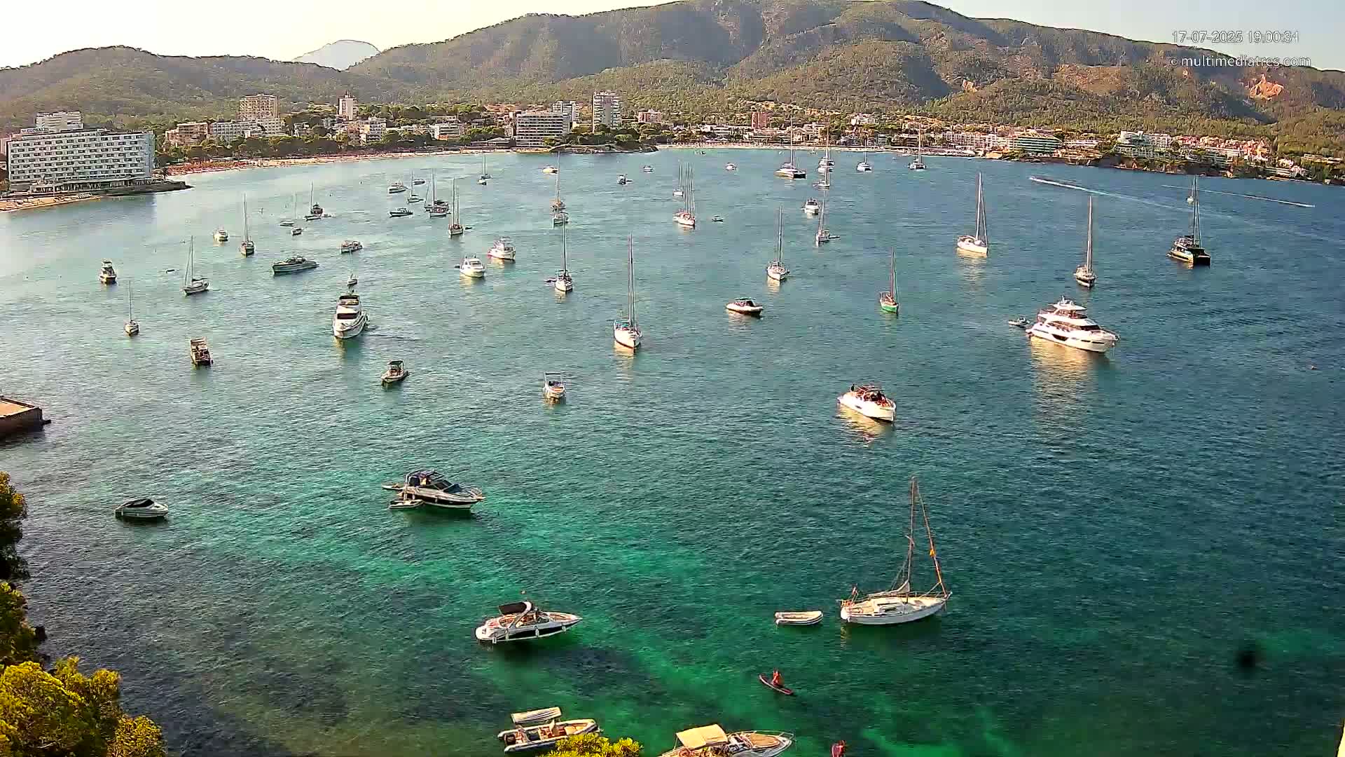 Mallorca, Magaluf - Palmanova Son Maties Beach Live Cam - Balearic Islands, Spain