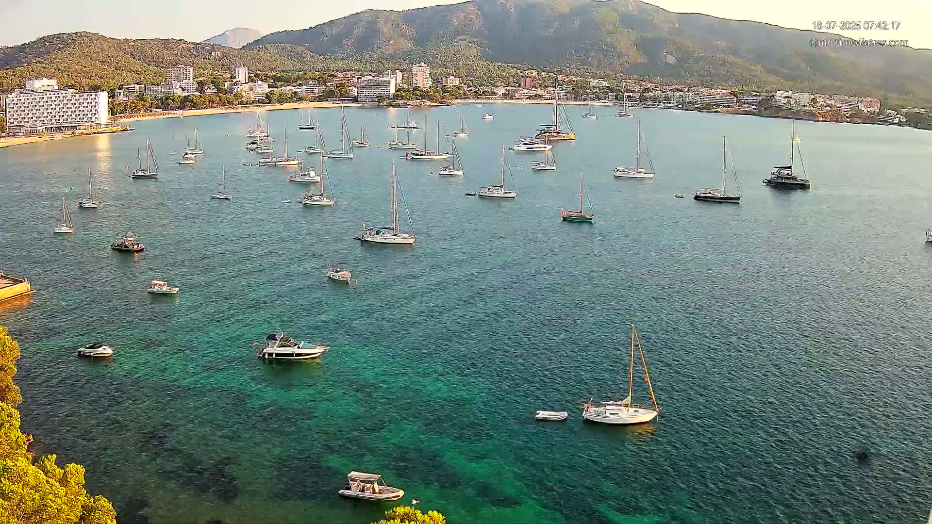 Mallorca, Magaluf - Palmanova Son Maties Beach Live Cam - Balearic Islands, Spain