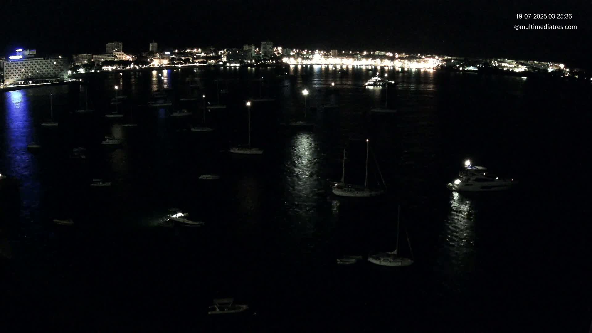 Mallorca, Magaluf - Palmanova Son Maties Beach Live Cam - Balearic Islands, Spain
