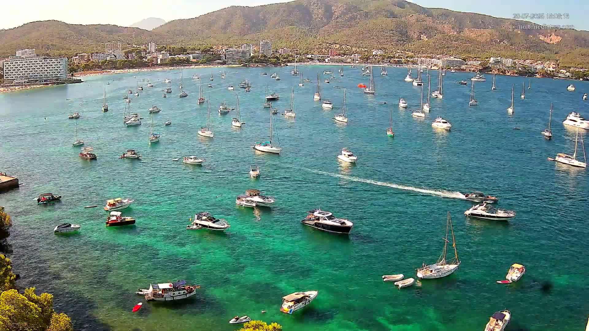 Mallorca, Magaluf - Palmanova Son Maties Beach Live Cam - Balearic Islands, Spain