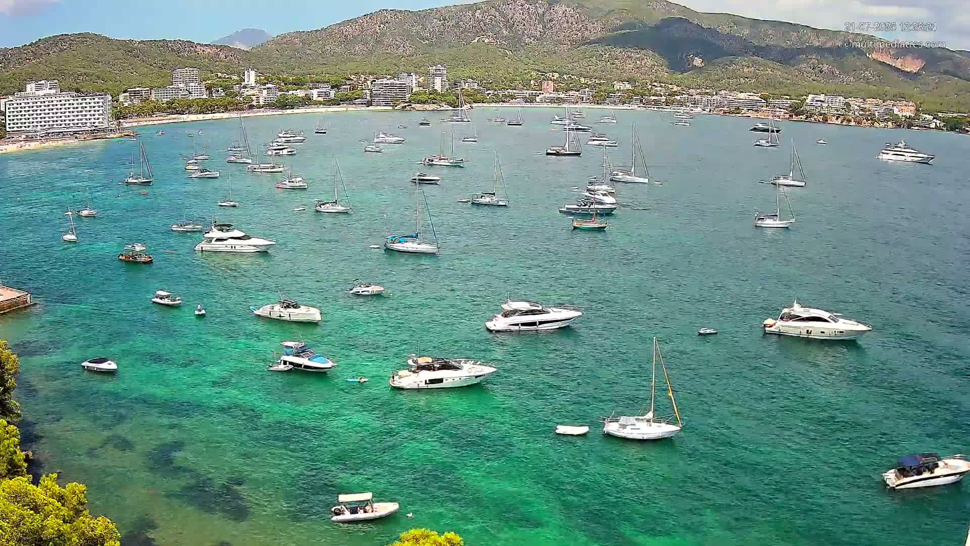 Mallorca, Magaluf - Palmanova Son Maties Beach Live Cam - Balearic Islands, Spain