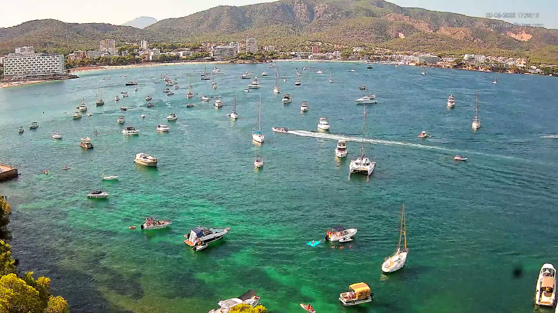 Mallorca, Magaluf - Palmanova Son Maties Beach Live Cam - Balearic Islands, Spain