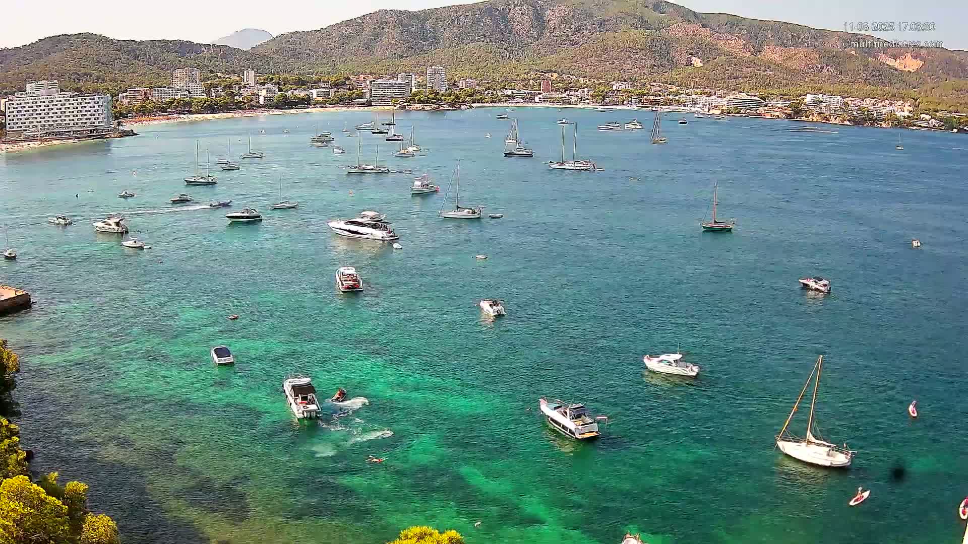 Mallorca, Magaluf - Palmanova Son Maties Beach Live Cam - Balearic Islands, Spain