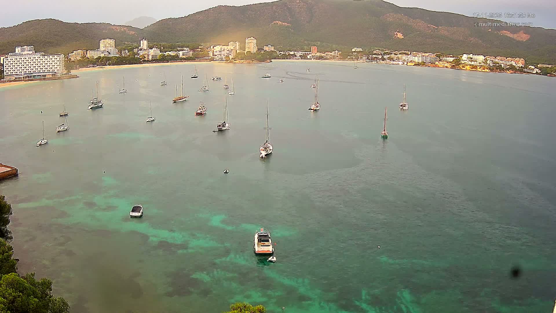 Mallorca, Magaluf - Palmanova Son Maties Beach Live Cam - Balearic Islands, Spain