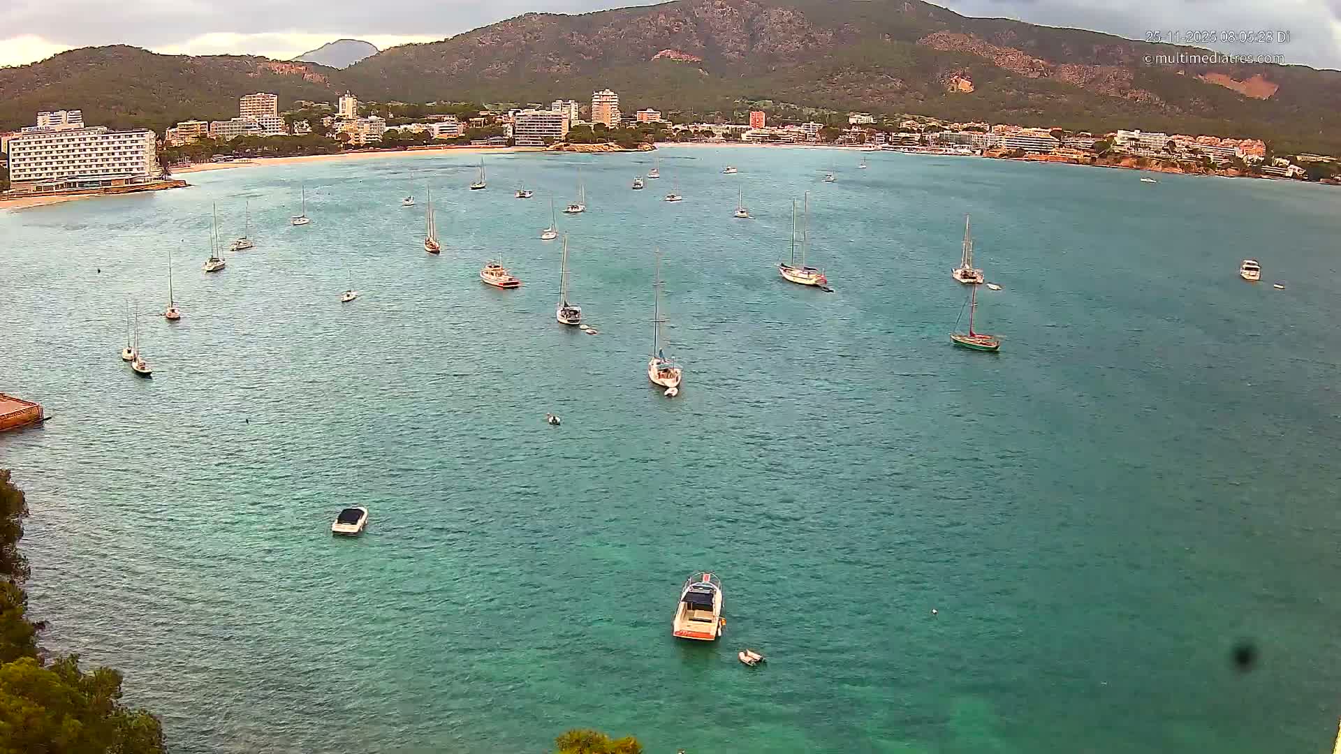 Mallorca, Magaluf - Palmanova Son Maties Beach Live Cam - Balearic Islands, Spain