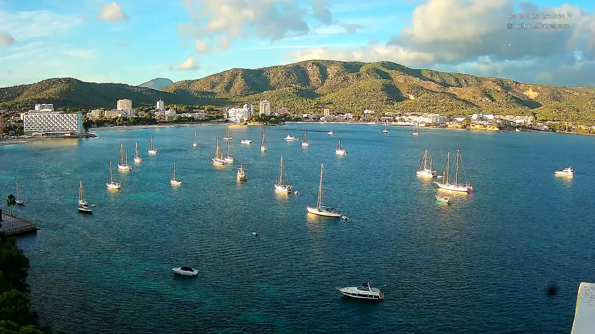 Mallorca, Magaluf - Palmanova Son Maties Beach Live Cam - Balearic Islands, Spain