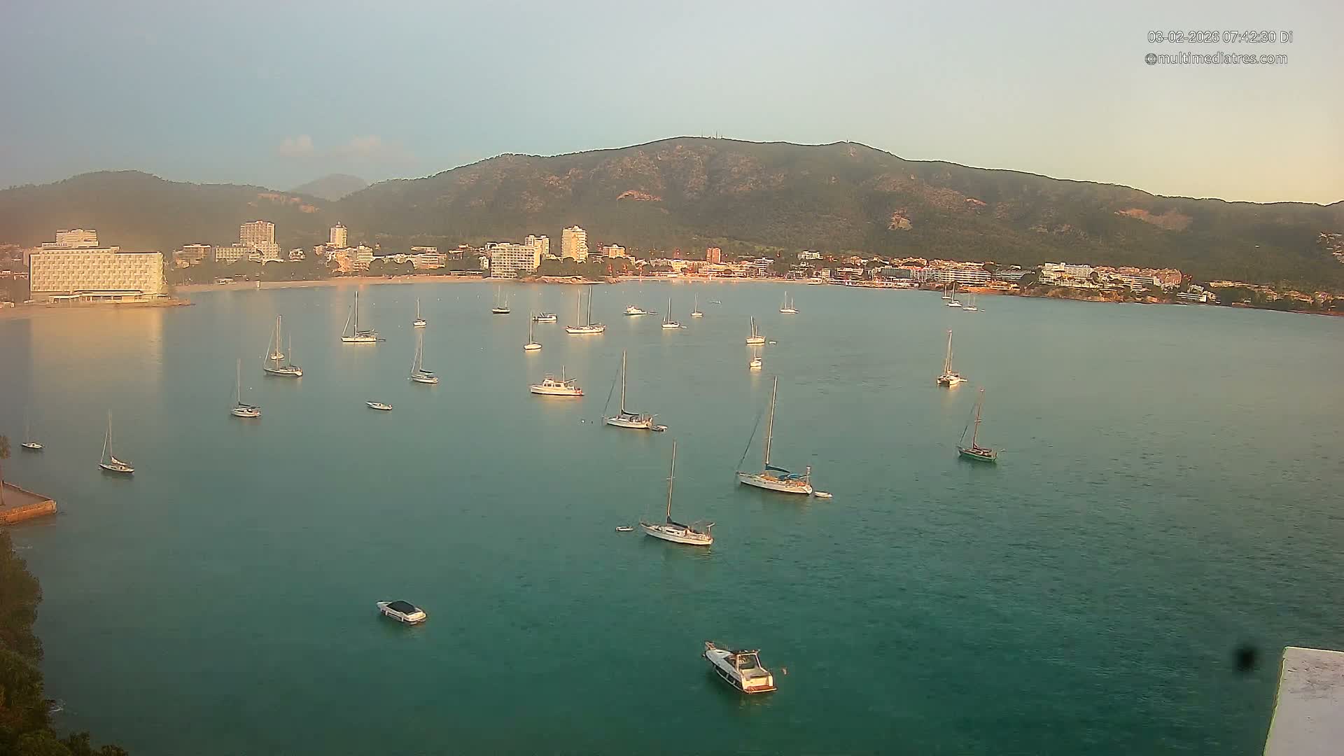 Mallorca, Magaluf - Palmanova Son Maties Beach Live Cam - Balearic Islands, Spain