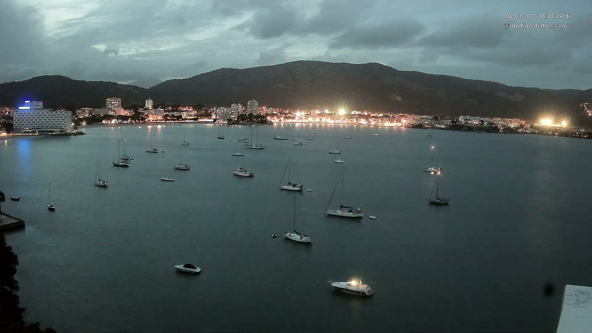 Mallorca, Magaluf - Palmanova Son Maties Beach Live Cam - Balearic Islands, Spain