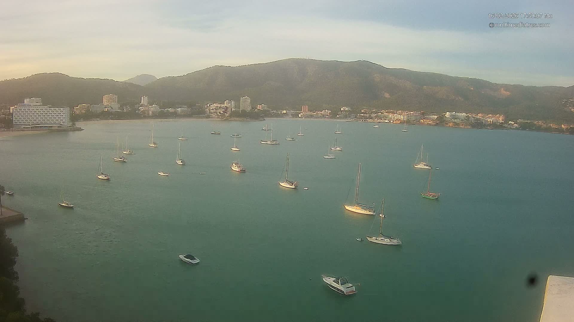Mallorca, Magaluf - Palmanova Son Maties Beach Live Cam - Balearic Islands, Spain