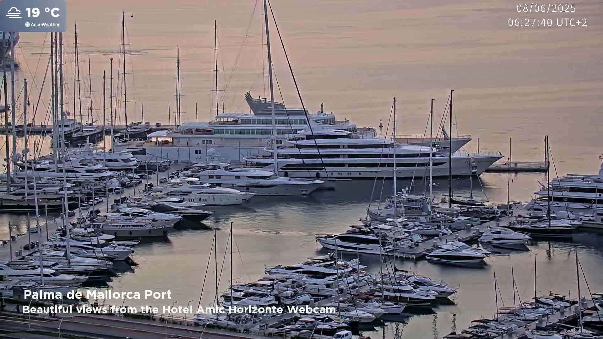 Palma de Mallorca City & Harbor Live Cam - Palma de mallorca, Balearic Islands, Spain