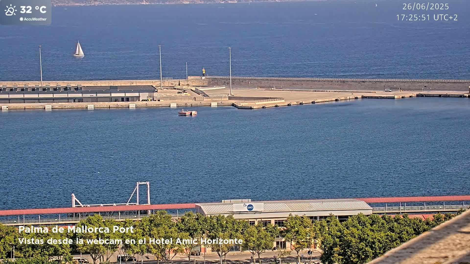 Palma de Mallorca City & Harbor Live Cam - Palma de mallorca, Balearic Islands, Spain