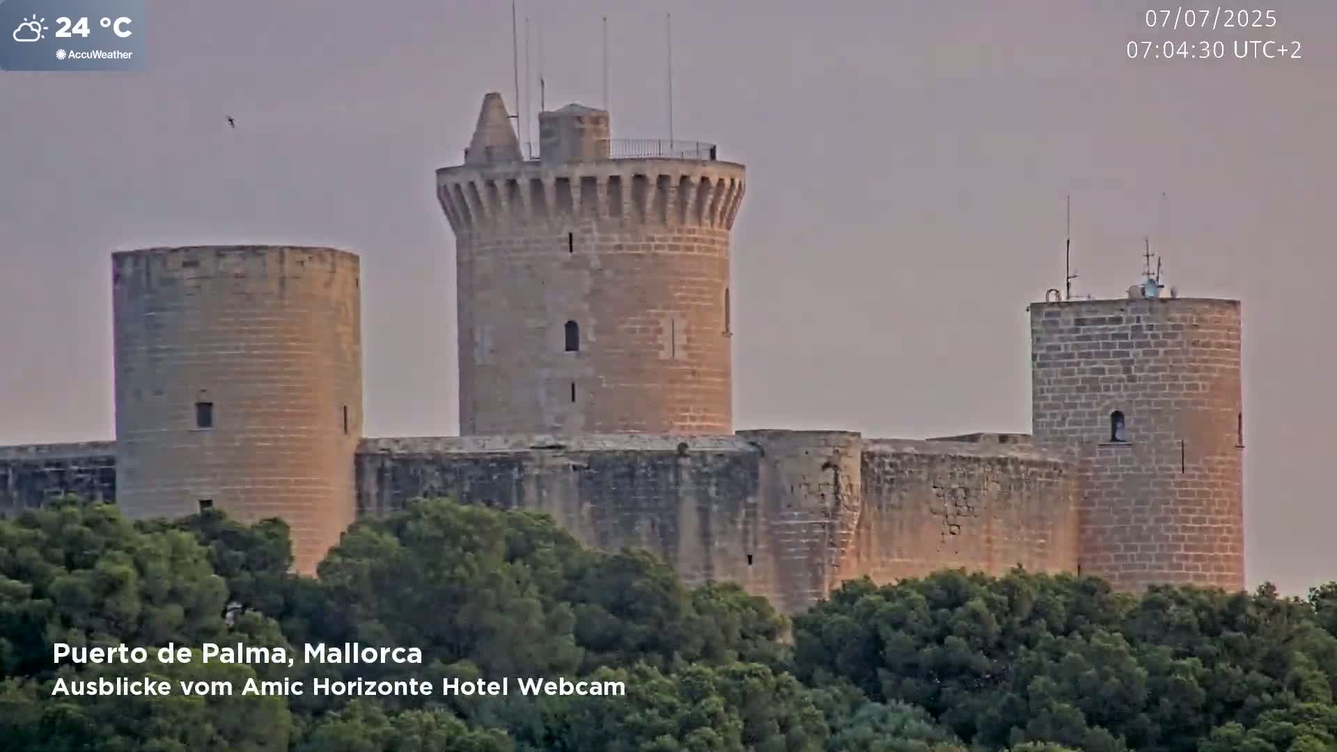 Palma de Mallorca City & Harbor Live Cam - Palma de mallorca, Balearic Islands, Spain