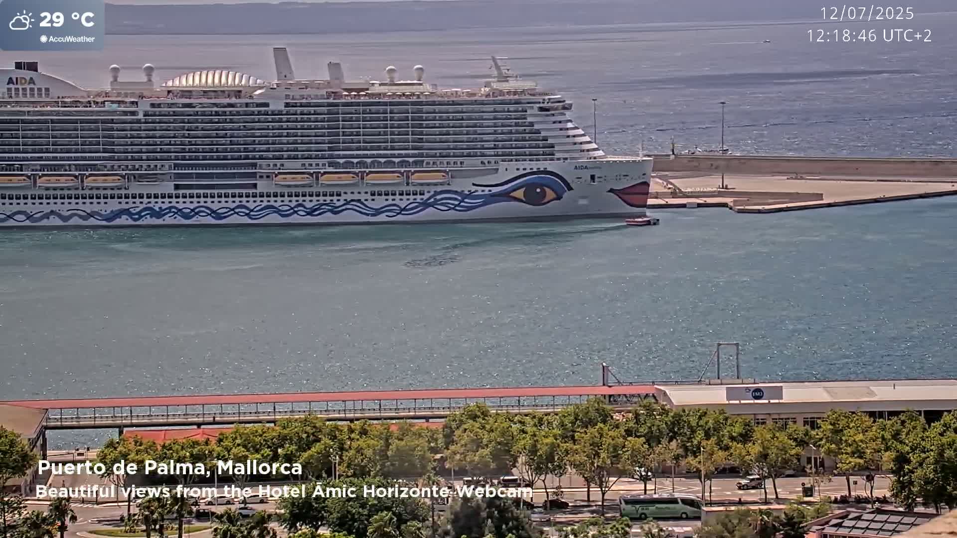 Palma de Mallorca City & Harbor Live Cam - Palma de mallorca, Balearic Islands, Spain