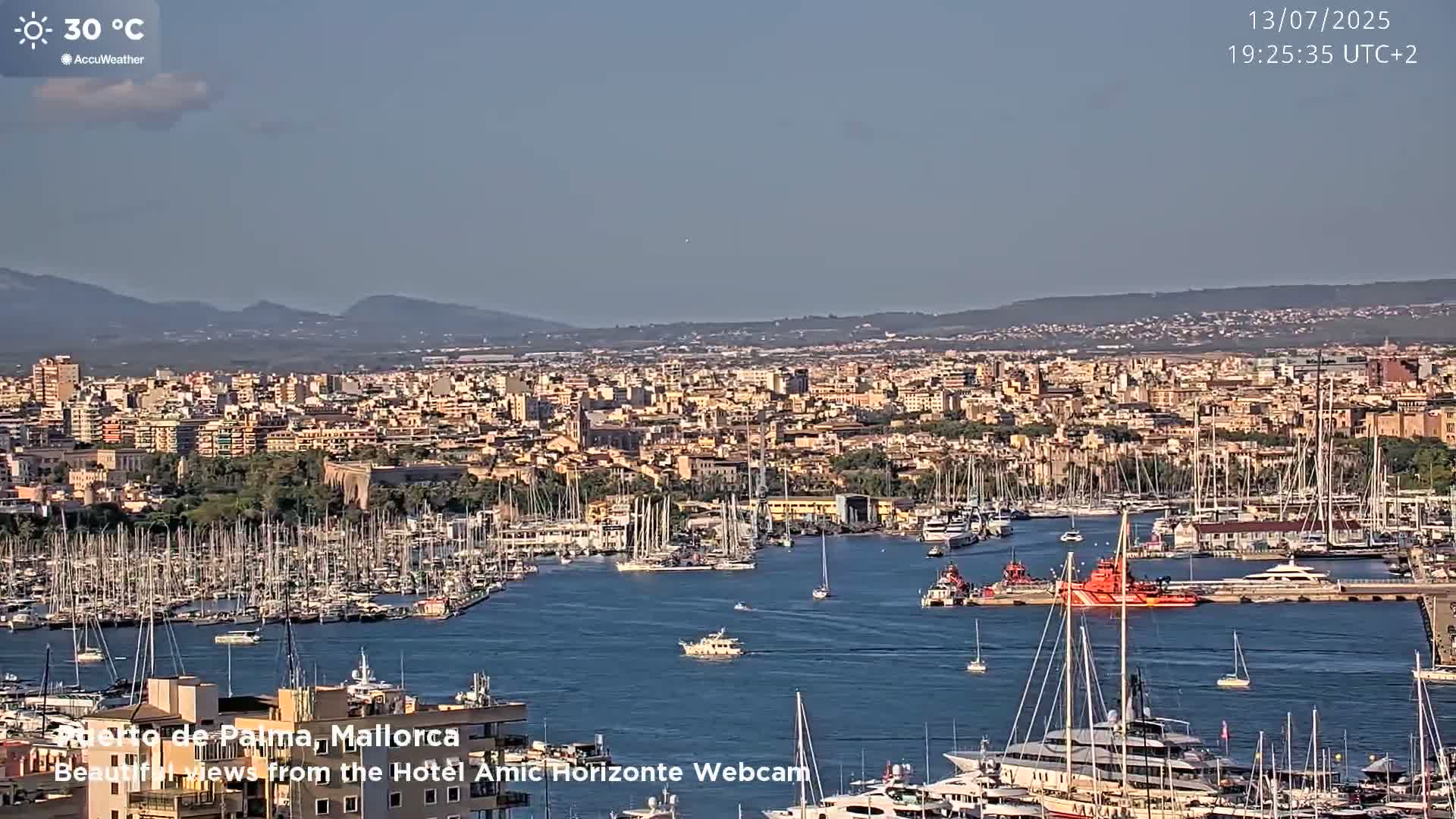 Palma de Mallorca City & Harbor Live Cam - Palma de mallorca, Balearic Islands, Spain