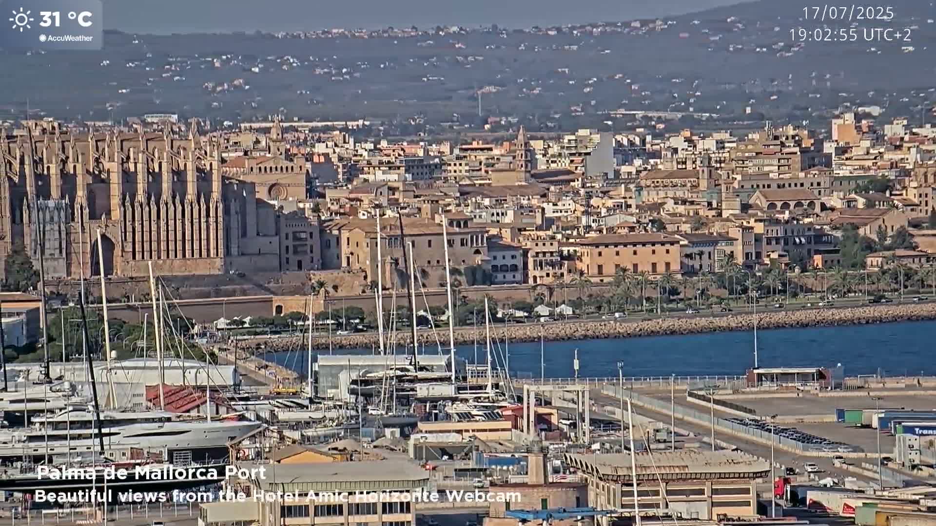 Palma de Mallorca City & Harbor Live Cam - Palma de mallorca, Balearic Islands, Spain