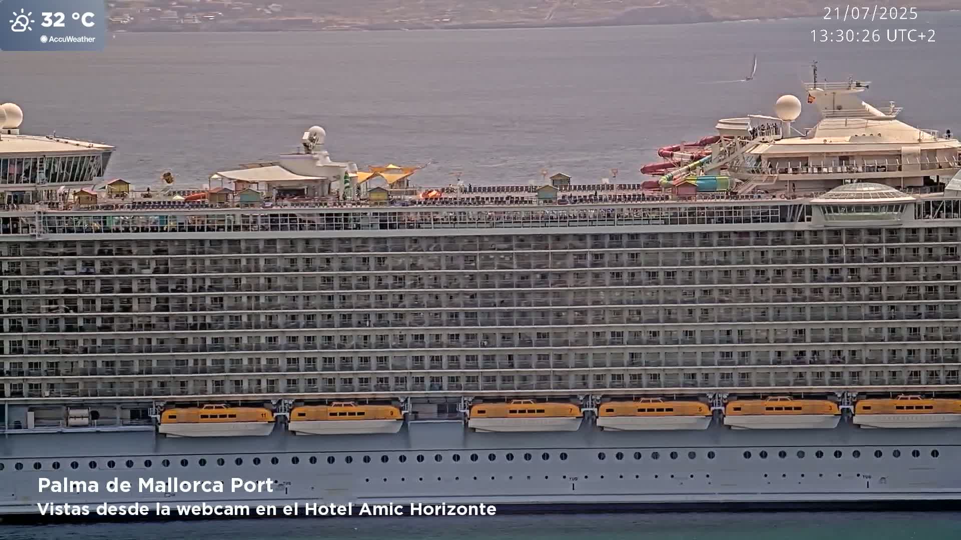Palma de Mallorca City & Harbor Live Cam - Palma de mallorca, Balearic Islands, Spain