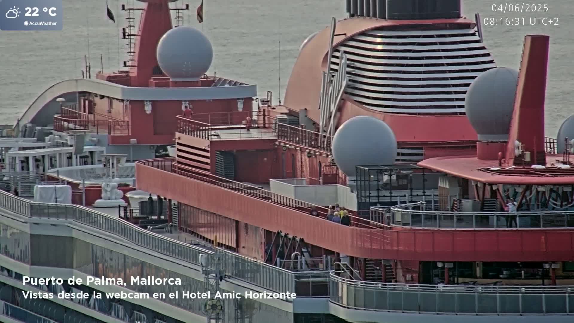 Las Palmas de Gran Canaria City & Port Live Cam - Canary Islands, Spain