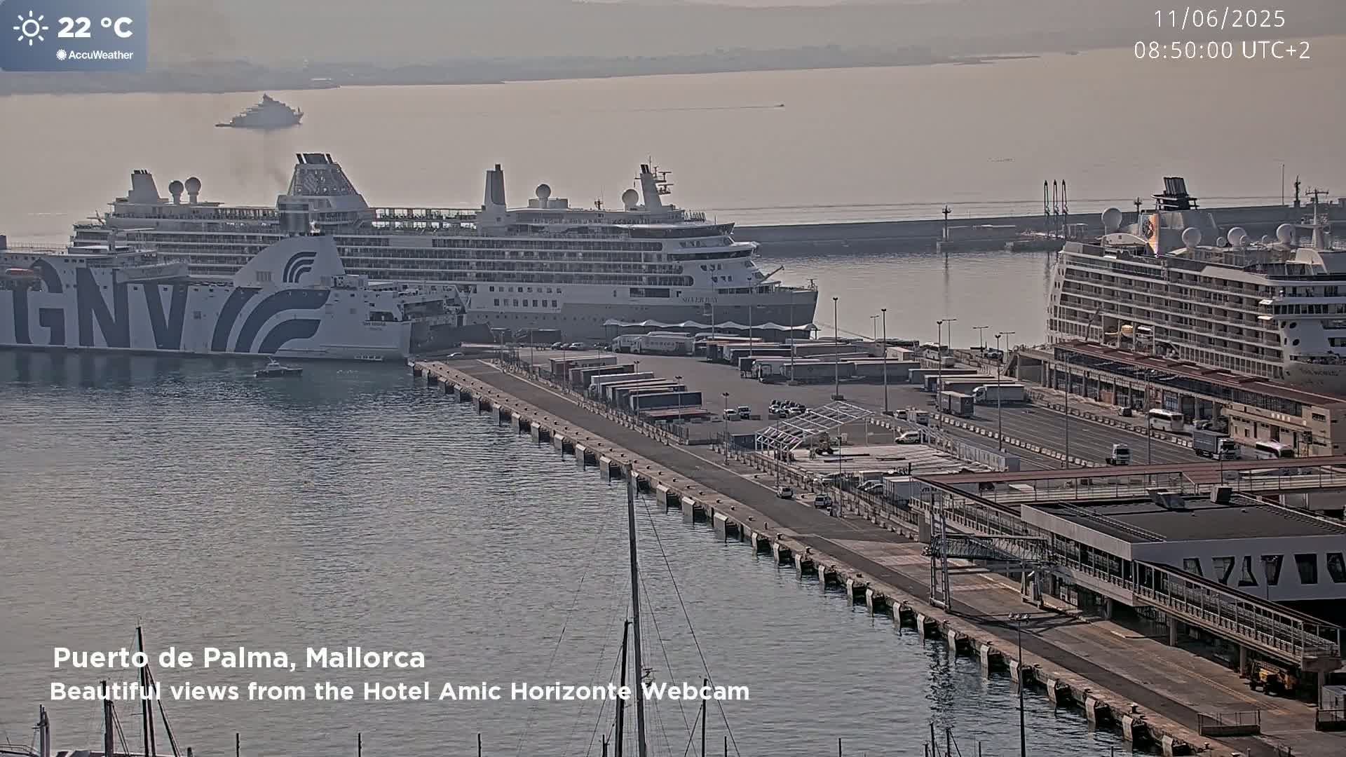 Las Palmas de Gran Canaria City & Port Live Cam - Canary Islands, Spain