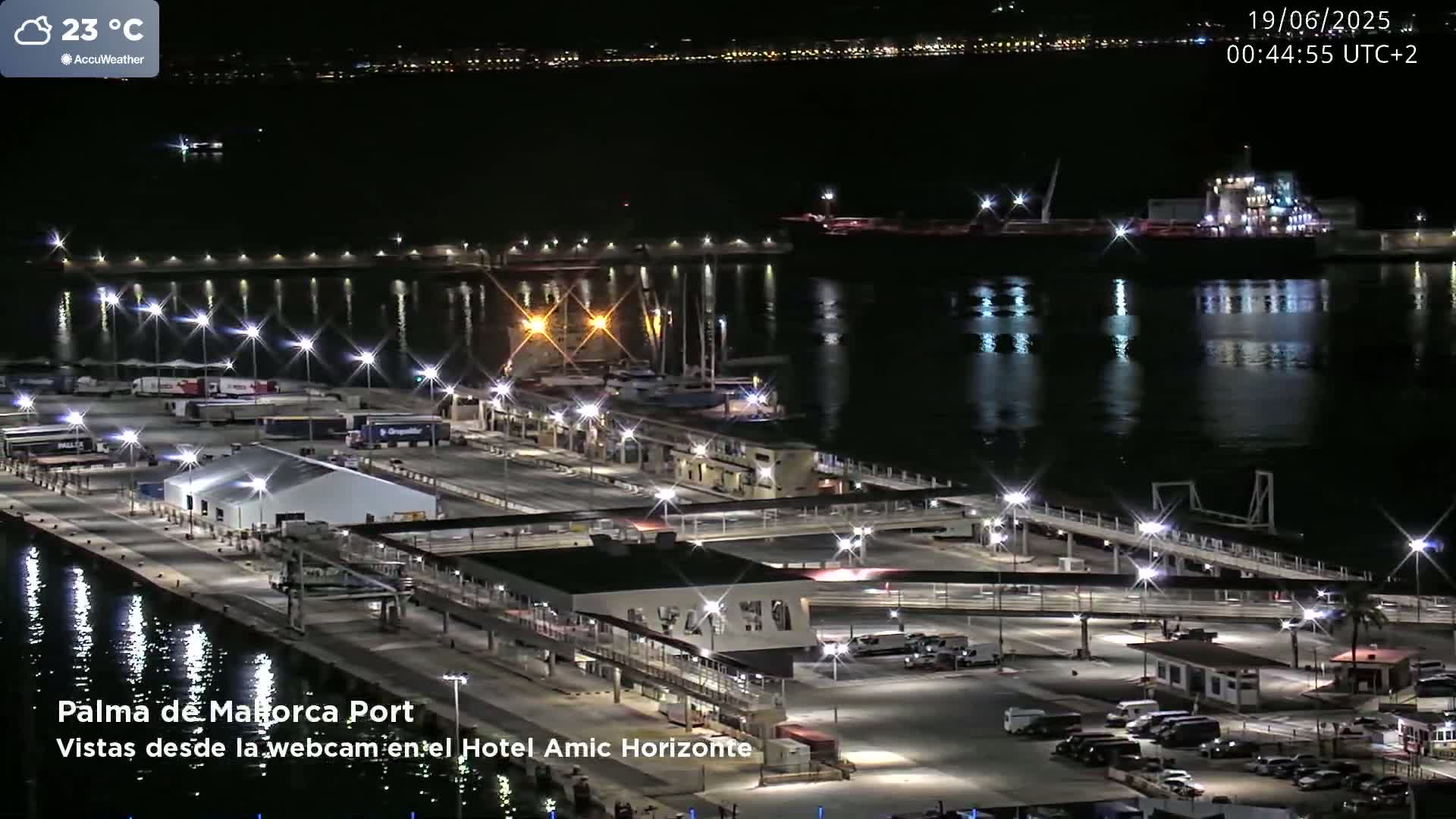 Las Palmas de Gran Canaria City & Port Live Cam - Canary Islands, Spain
