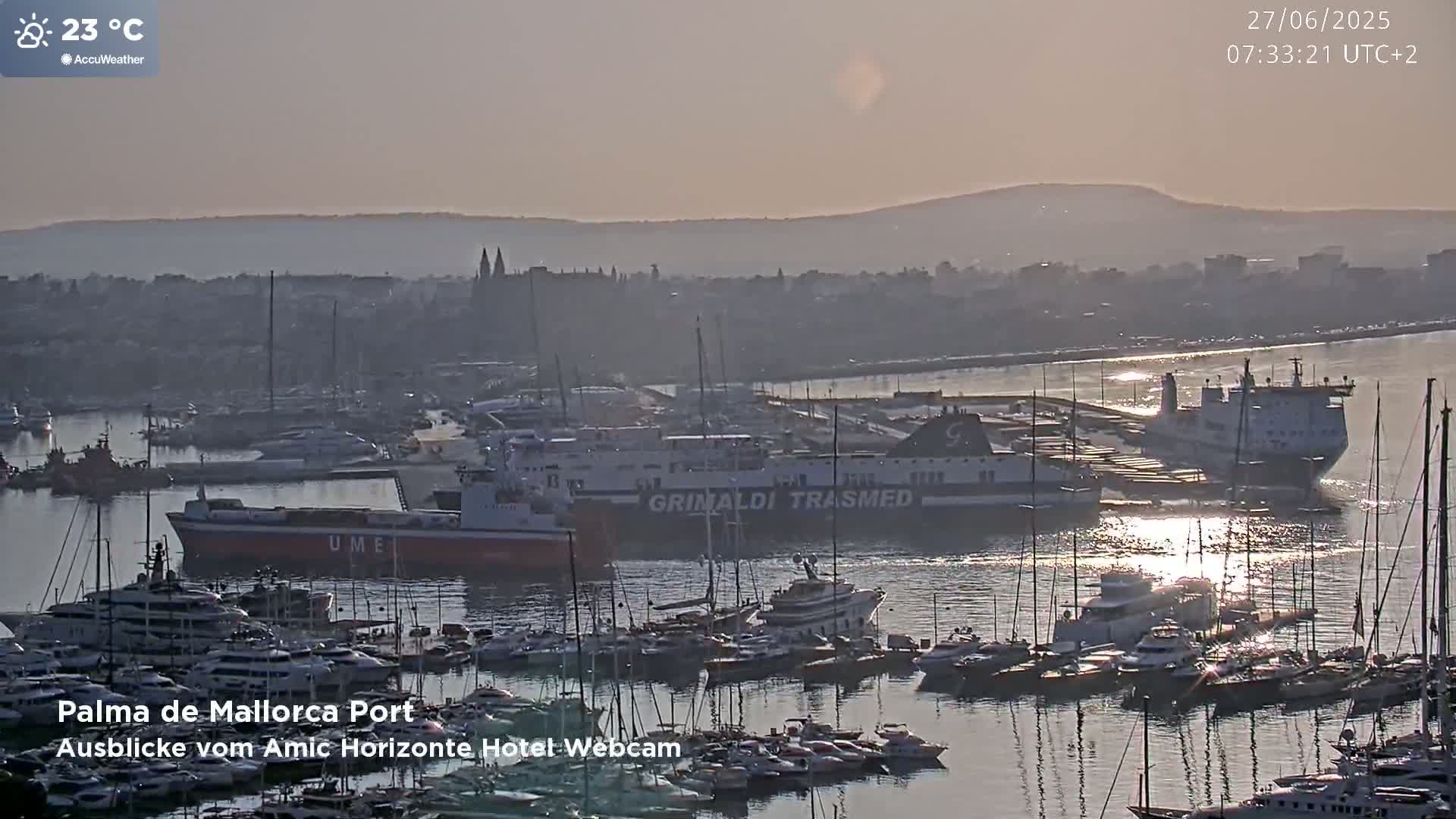 Las Palmas de Gran Canaria City & Port Live Cam - Canary Islands, Spain