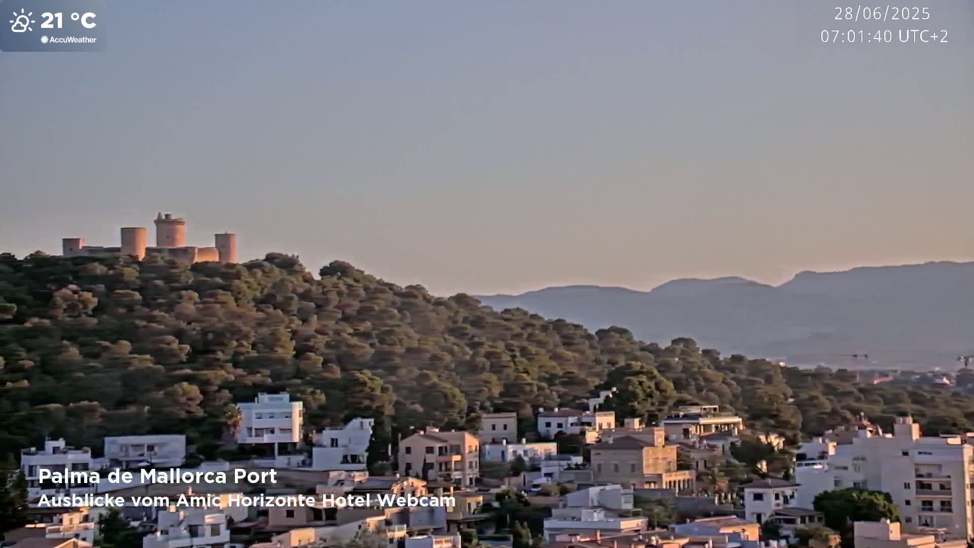 Las Palmas de Gran Canaria City & Port Live Cam - Canary Islands, Spain
