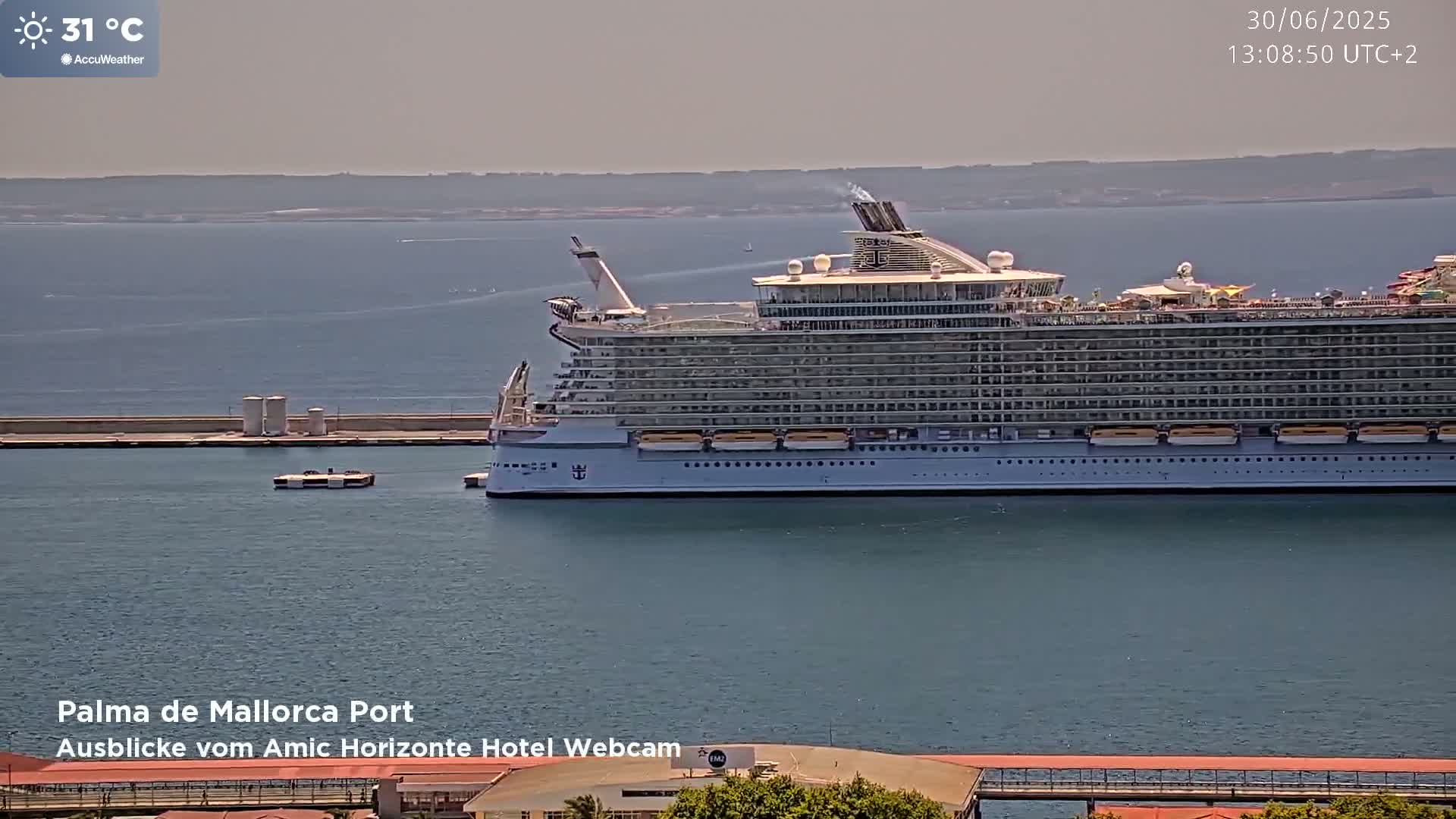 Las Palmas de Gran Canaria City & Port Live Cam - Canary Islands, Spain