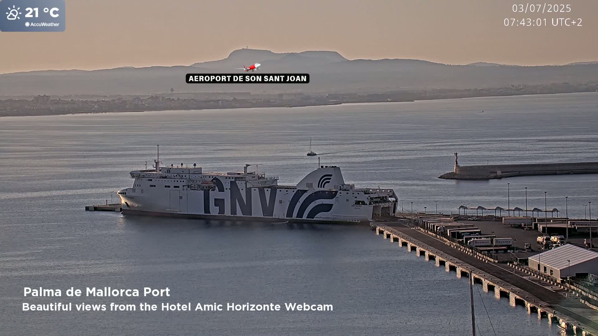 Las Palmas de Gran Canaria City & Port Live Cam - Canary Islands, Spain