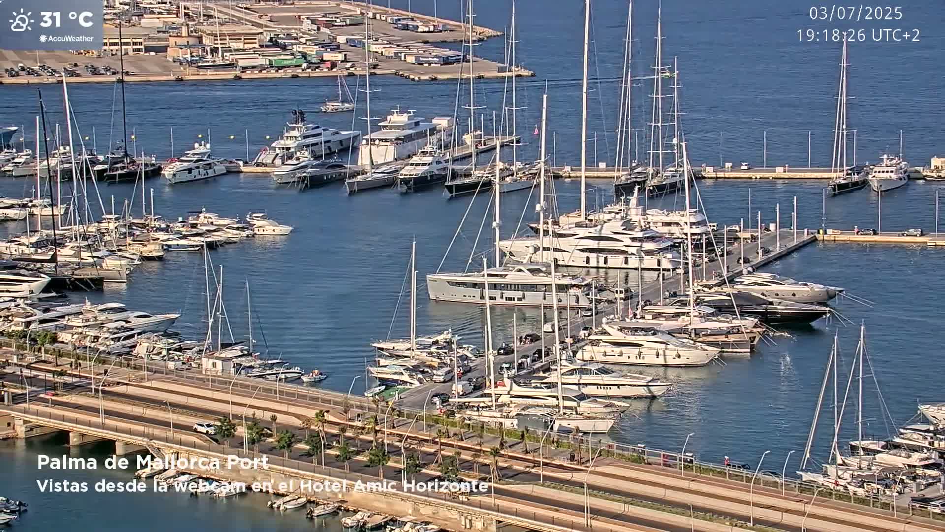 Las Palmas de Gran Canaria City & Port Live Cam - Canary Islands, Spain