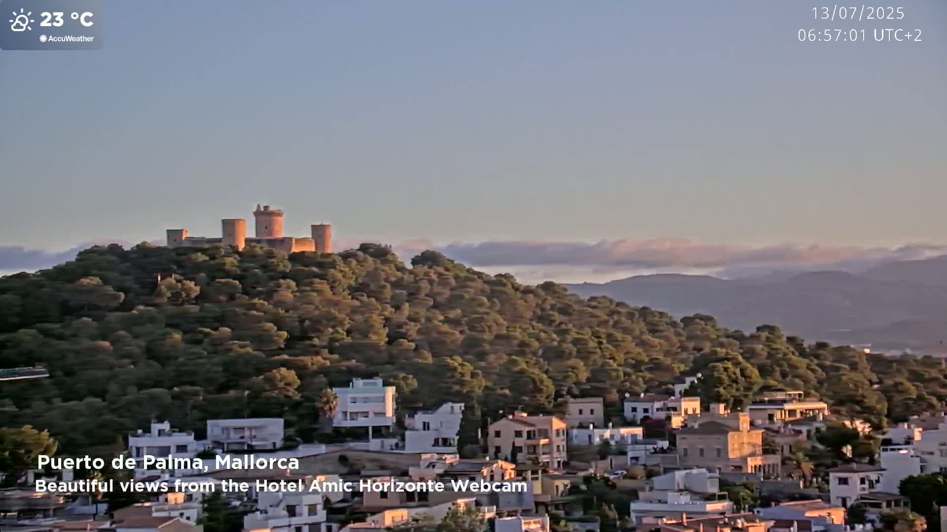 Las Palmas de Gran Canaria City & Port Live Cam - Canary Islands, Spain