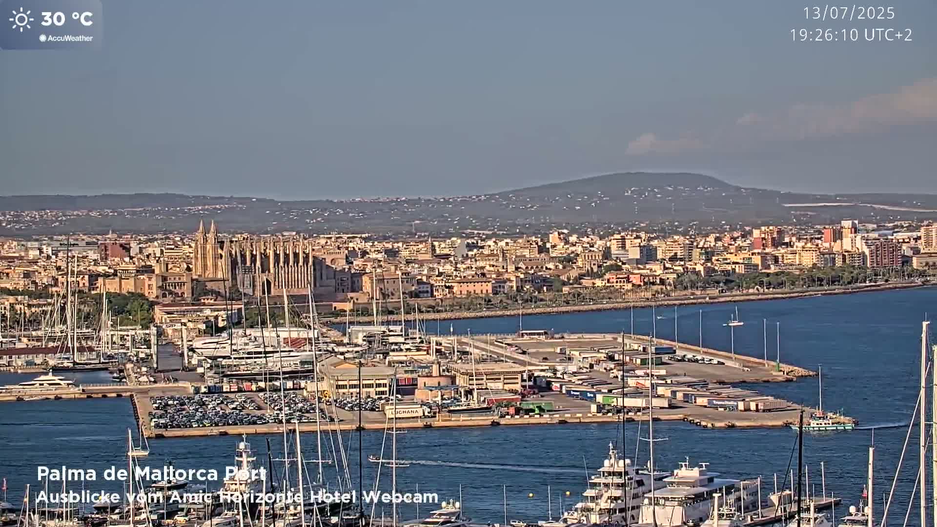 Las Palmas de Gran Canaria City & Port Live Cam - Canary Islands, Spain