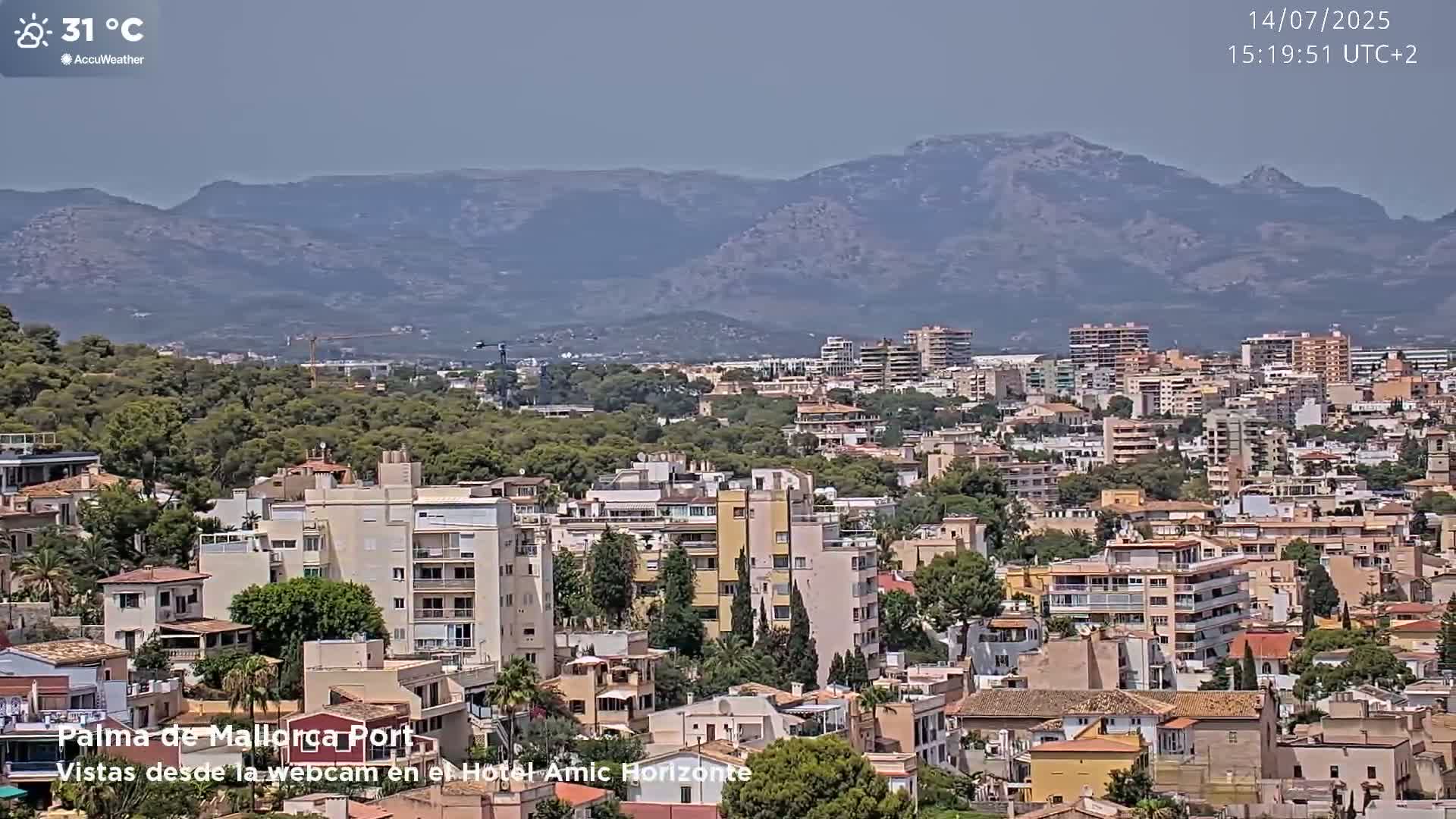Las Palmas de Gran Canaria City & Port Live Cam - Canary Islands, Spain