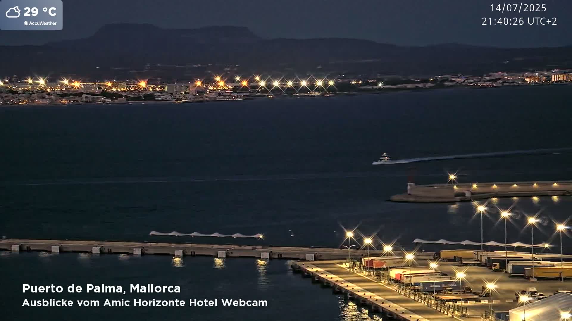 Las Palmas de Gran Canaria City & Port Live Cam - Canary Islands, Spain