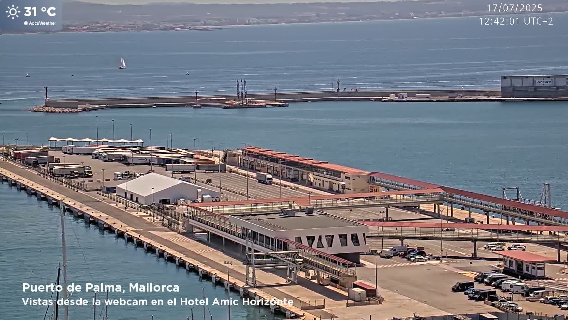 Las Palmas de Gran Canaria City & Port Live Cam - Canary Islands, Spain